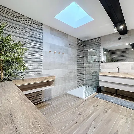 아파트 Loft Sauna 10 Personnes Centre 몽뤼꽁